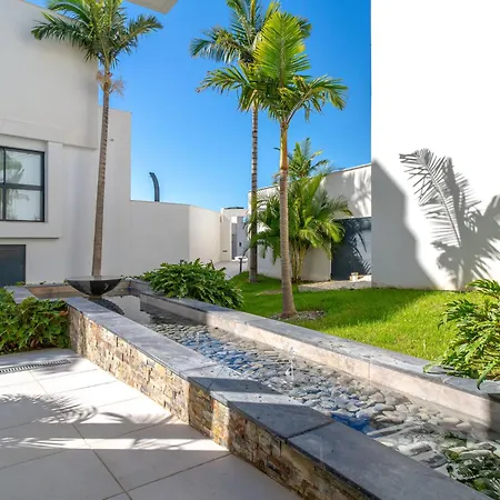 Holiday Home Royal Beach Nerja By Interhome