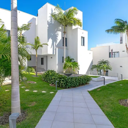 בית נופש Holiday Home Royal Beach Nerja By Interhome